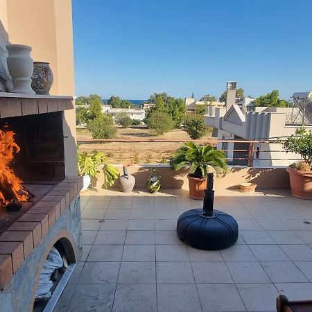 1 Bedroom Apartment Close To The Sea Artemida  Exterior foto